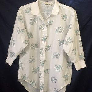 Women's Sz S White Floral Button Down Blouse